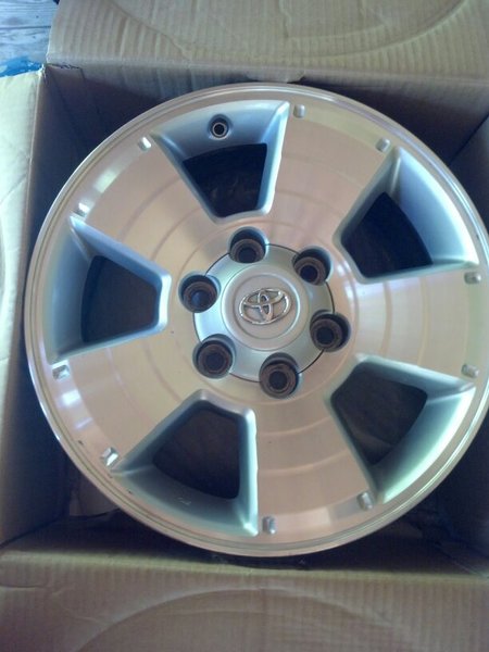 tacoma sport 17%22 6x5.5 lug.jpg