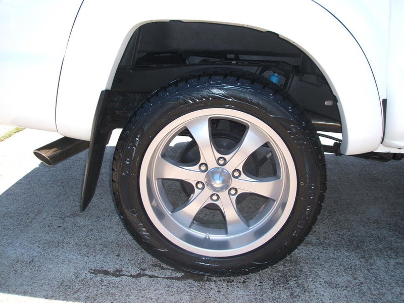 tacoma tires 008.jpg