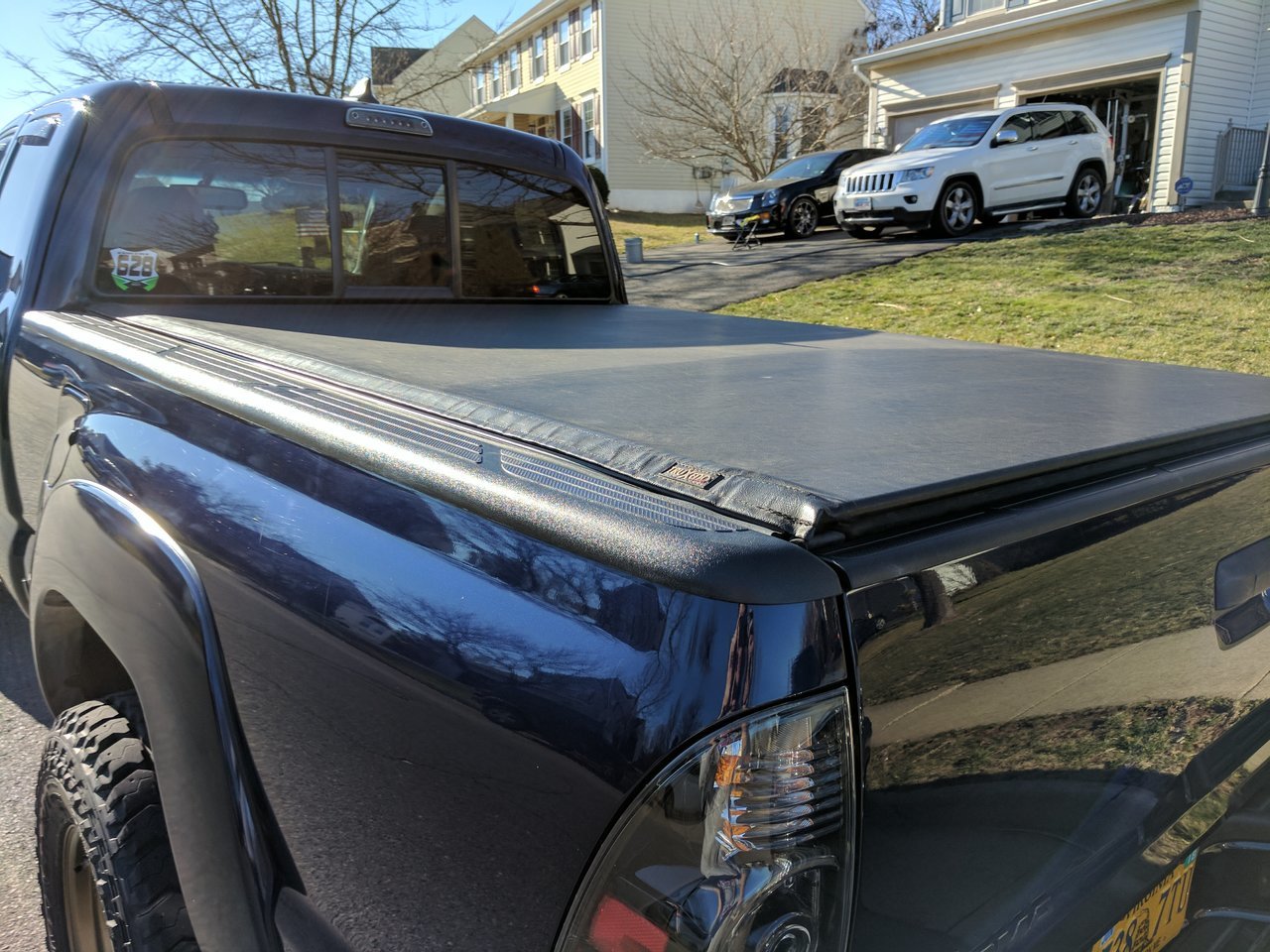 Tacoma Tonneau.jpg