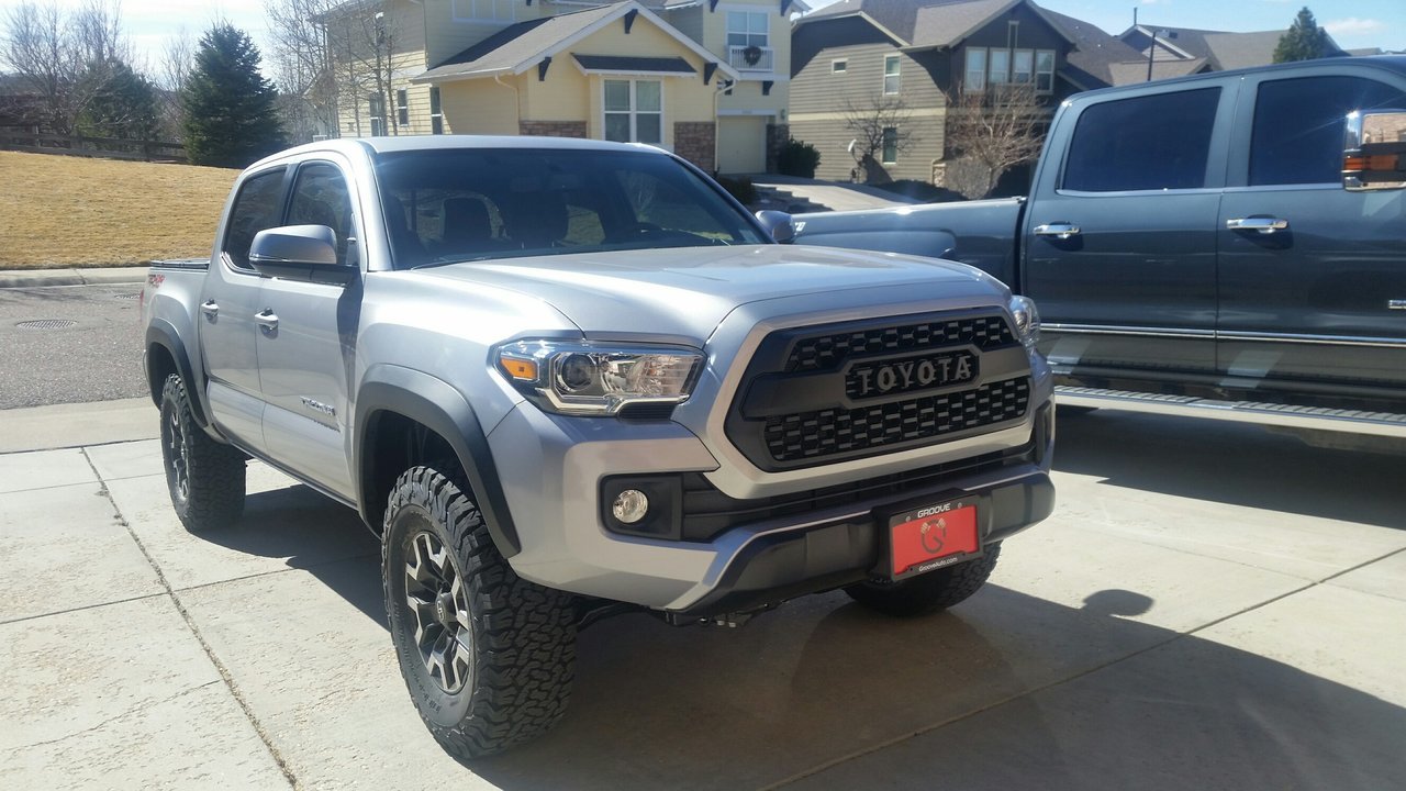 Tacoma W pro grill.jpg