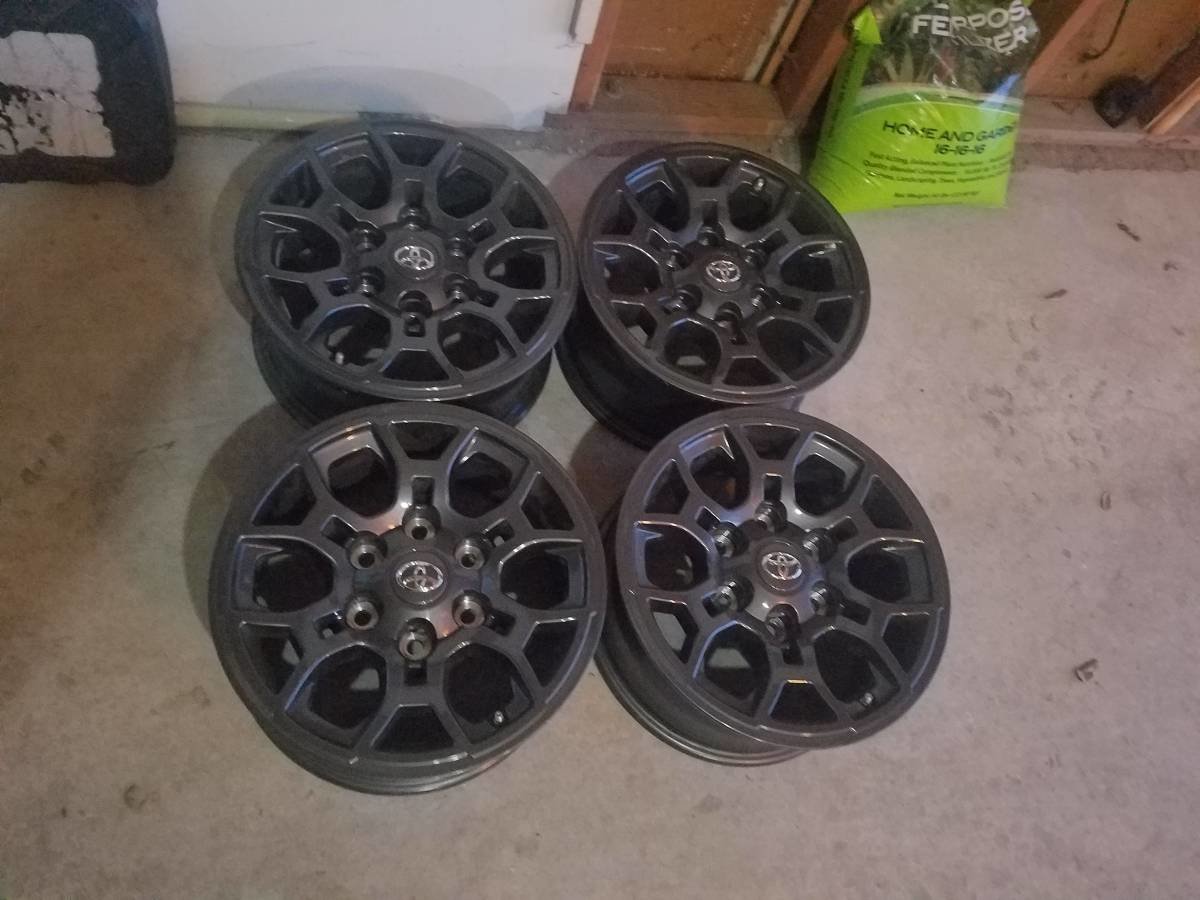tacoma wheels.jpg