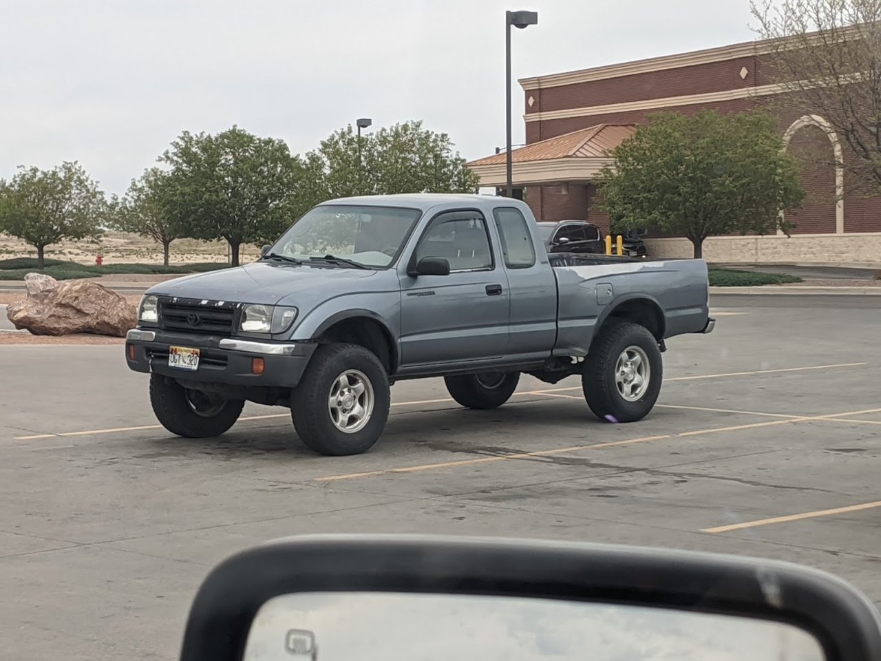 tacoma wheels.jpg