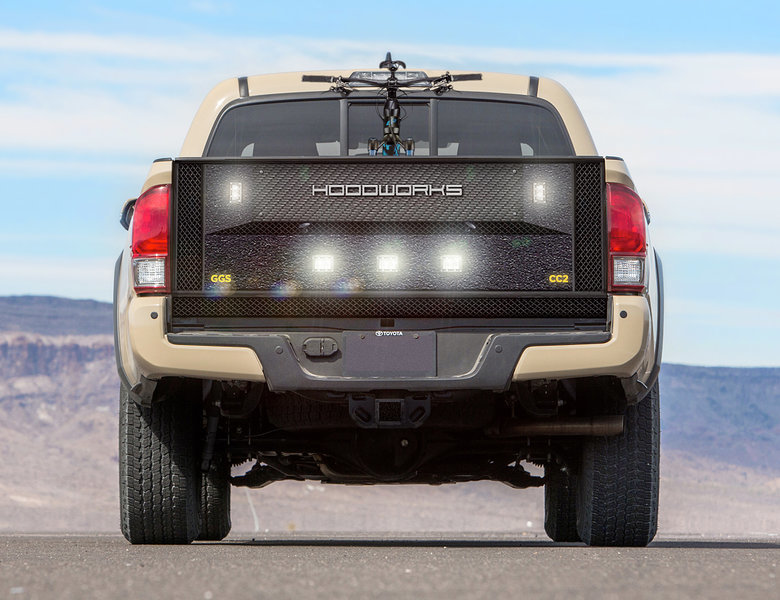 TACOMA_FACE_REAR_1300_.jpg