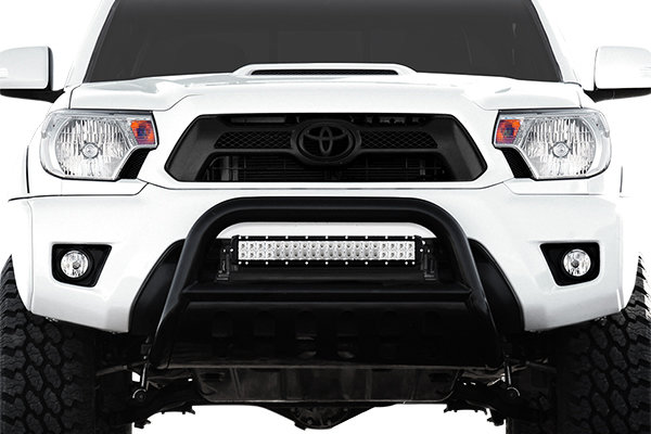 Tacoma_Front_bull_bar_light.jpg
