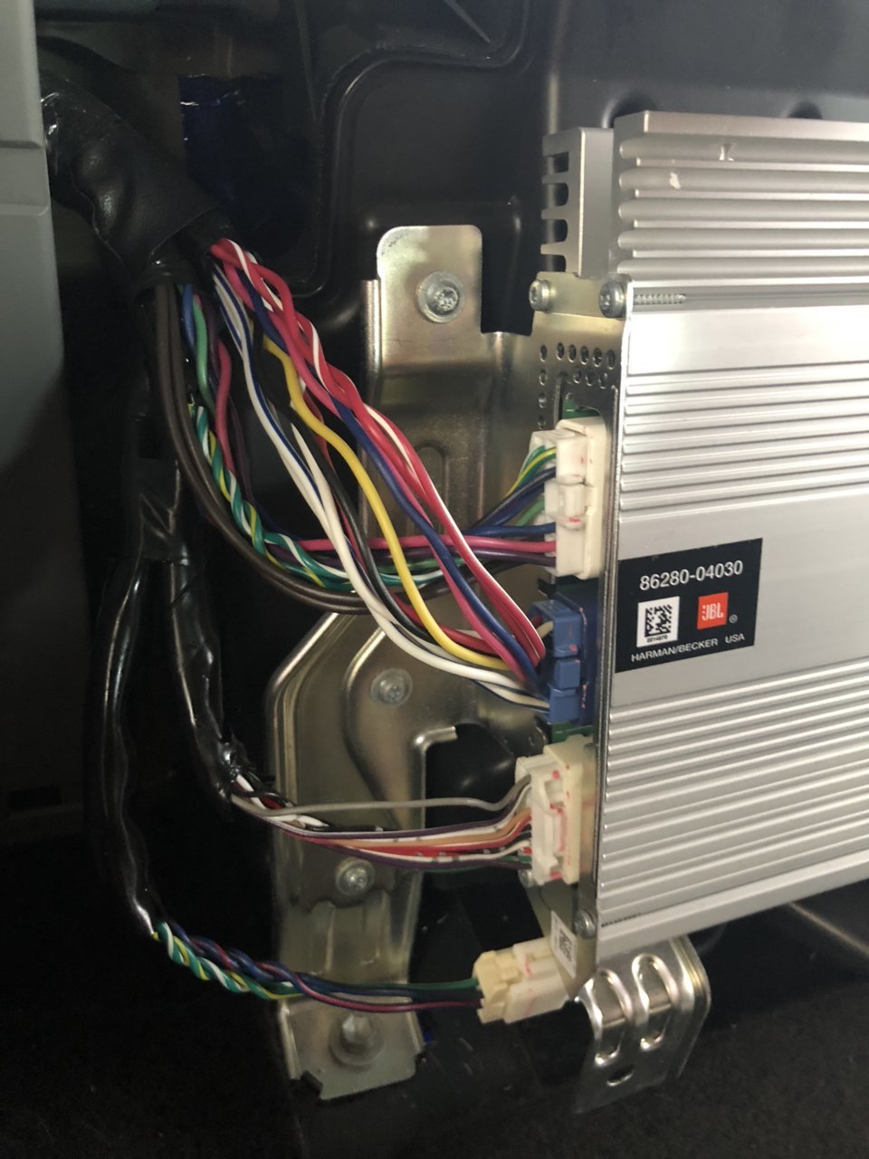 TACOMA_JBL_AMP.jpg