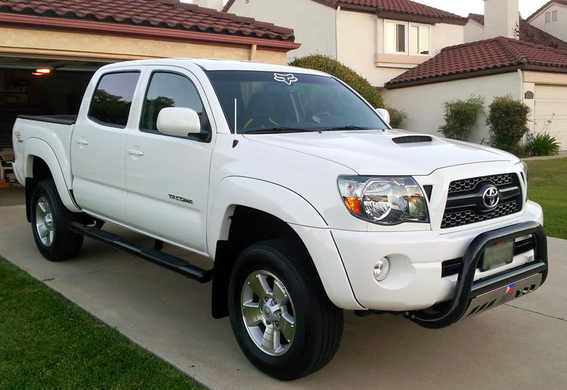Tacoma_Lifted.jpg