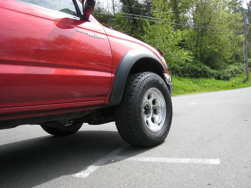 Tacoma_Wheels_012_6bb6f49a3eef28abeaf23557e5d49dbde8b9f164.jpg