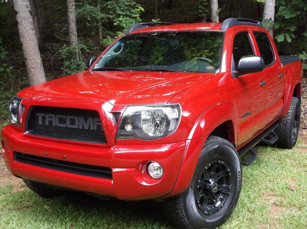 TacomaBlackHeadlights006_zps49e68f8b_74df25a7c95fde0880cc25b68a21ef36378ca8a7.jpg