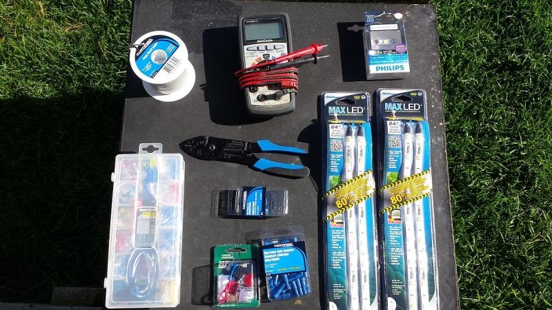 TacomafootwellLEDstuff_zpsf33803cb_11cc4d2e4608f836165c7539e7cdd359c4dde95d.jpg