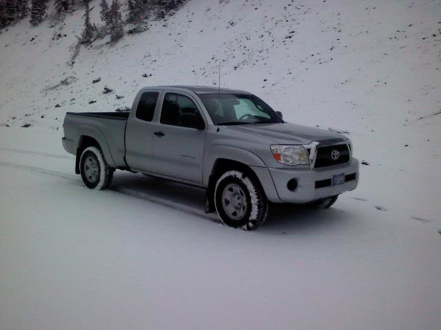 Tacomainsnow4_2604d3e18be742c9b8dfb2dd64ee61db62201e6f.jpg