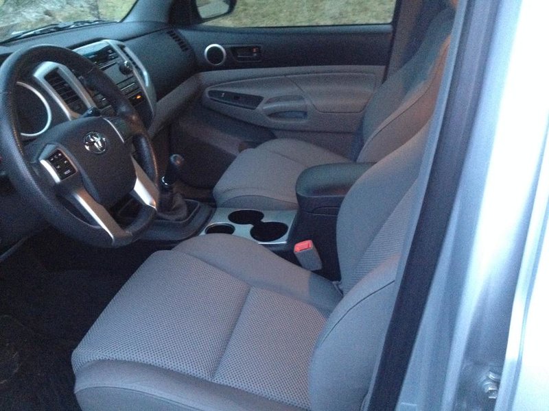 tacomainterior1 (2).jpg