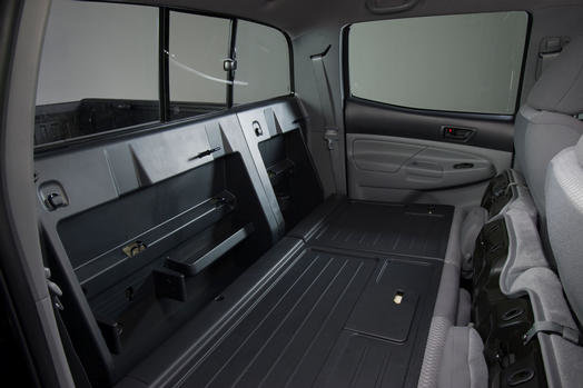 tacomainterior4_39184_2523_low.jpg