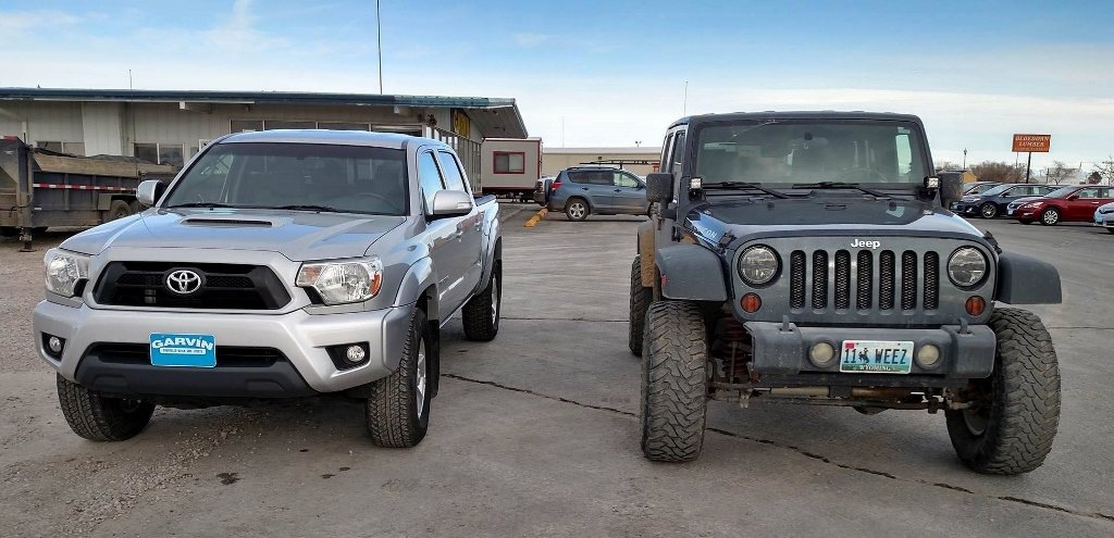 TacomaJeep%201024x495_zpscn2xirkq_a1943f4dad7bb62e281db61597d05ed1554c5612.jpg