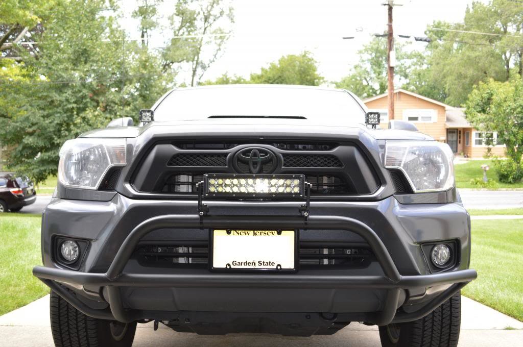 TacomaLEDLightBar_39207bf680392b63b5eba72ac234c31428544208.jpg
