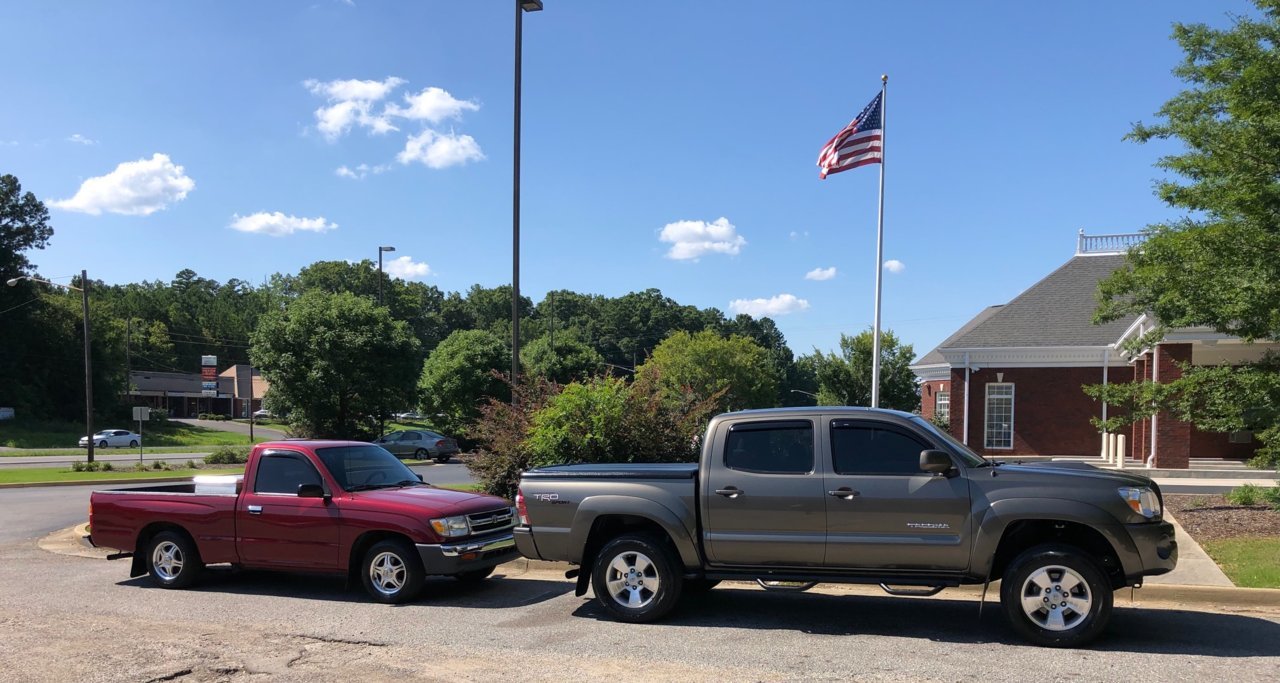 Tacomas 1.jpg