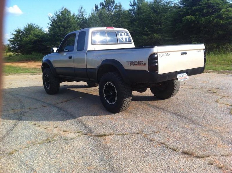tacomas1.jpg