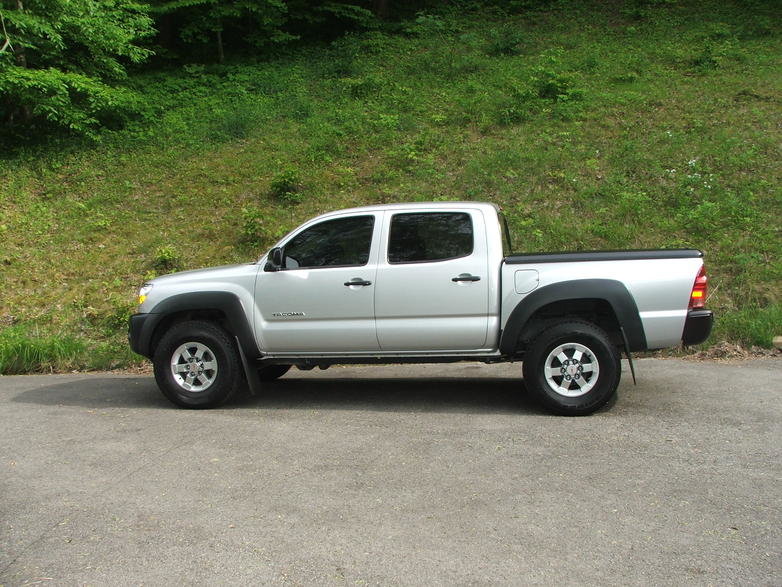 tacomawheels 001.jpg