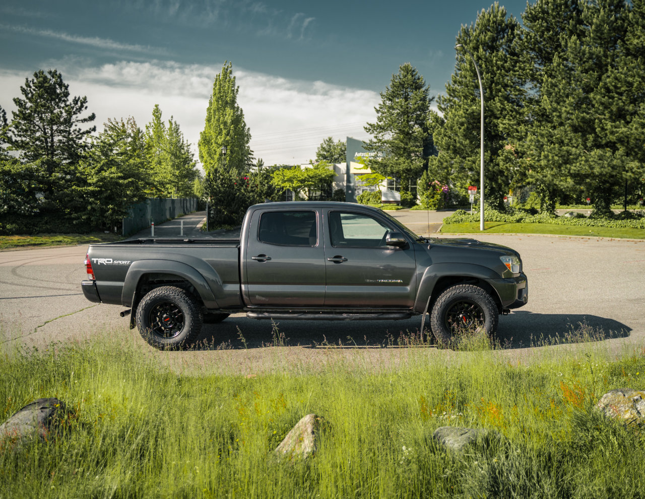 Tacome_Tires1.jpg