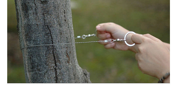 tactical-survival-outdoor-steel-wire-saw-2.jpg