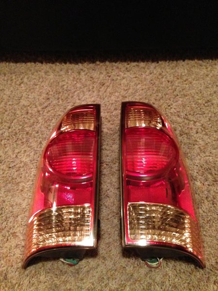 tail lights 003.jpg