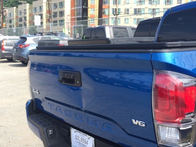 Tailgate 1.jpg