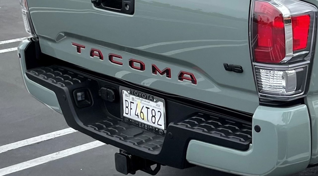 Tailgate Badges.jpg
