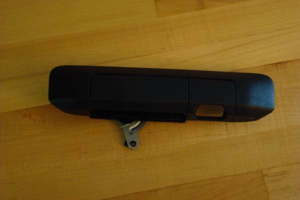 tailgate handle.jpg