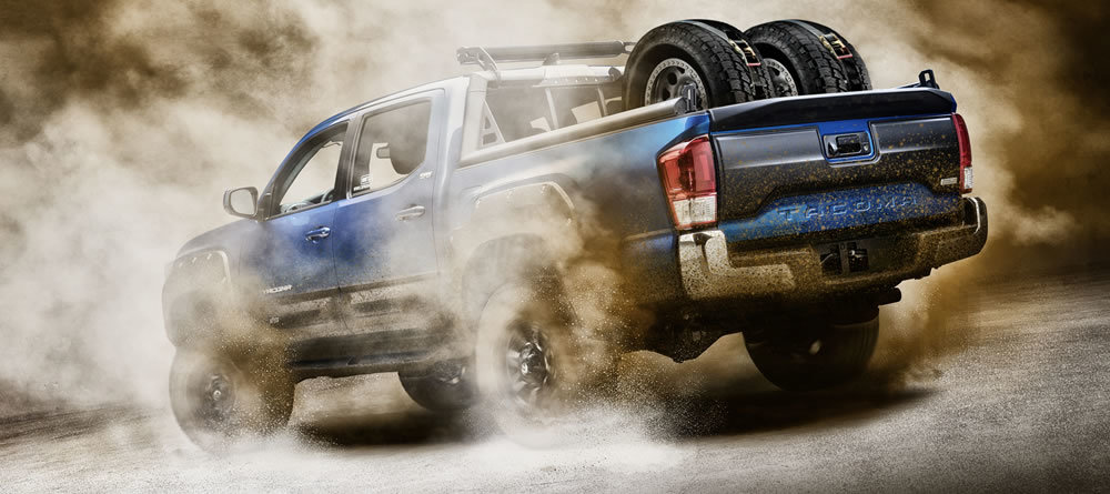 Tailgate_spoiler_Detail_01.jpg