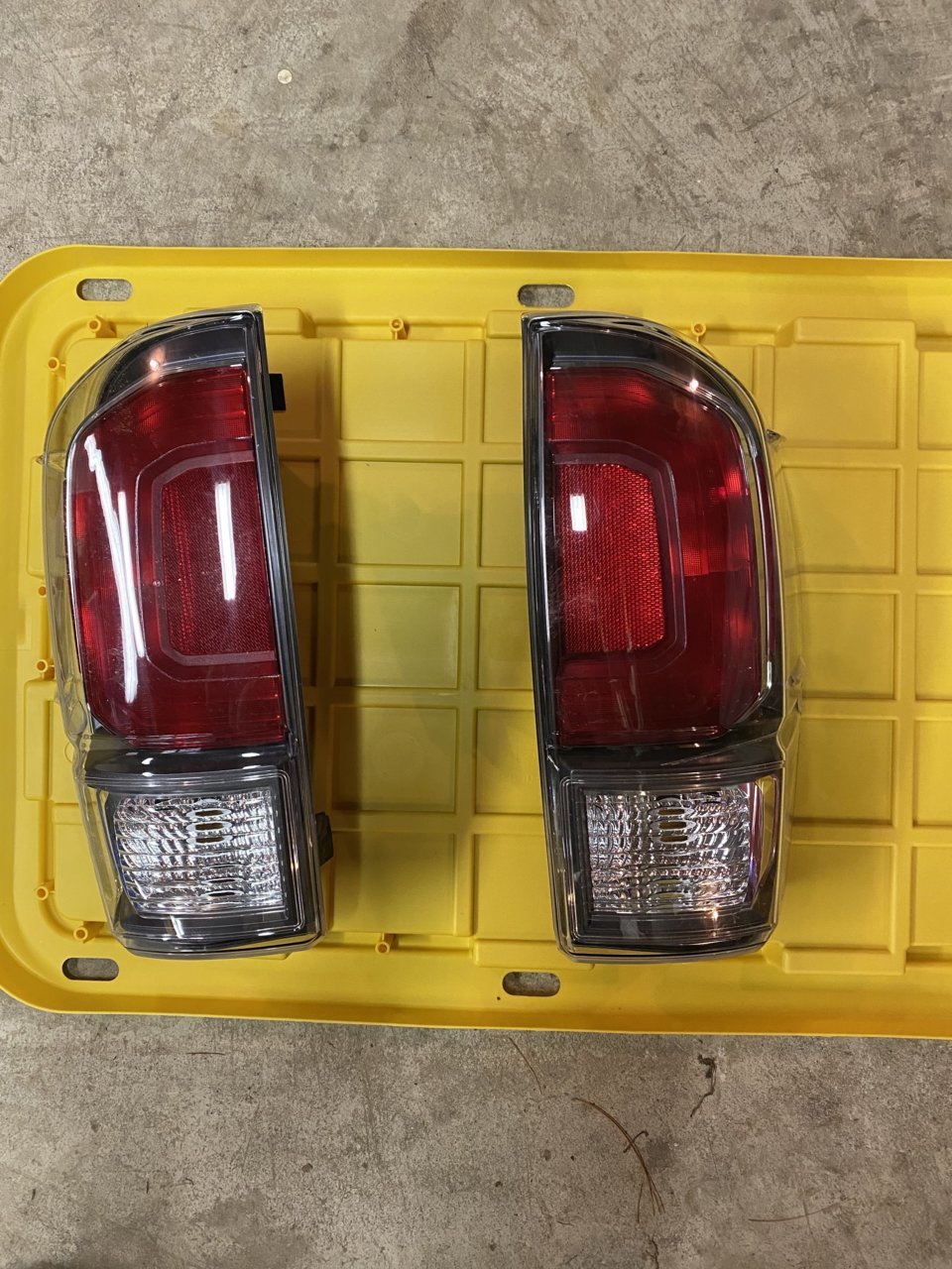 taillight1.jpg