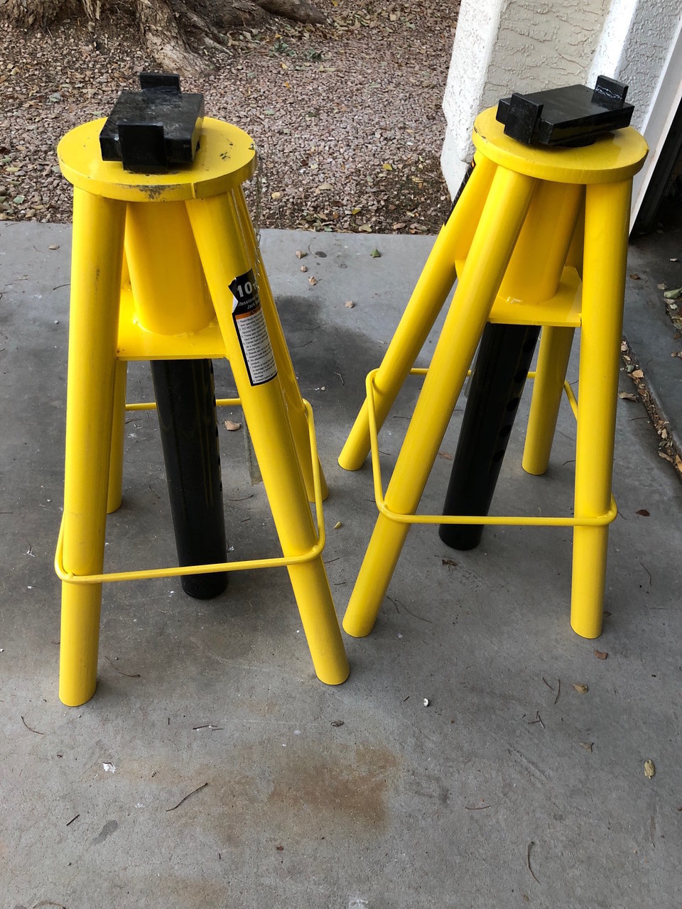 tall jack stands.jpg