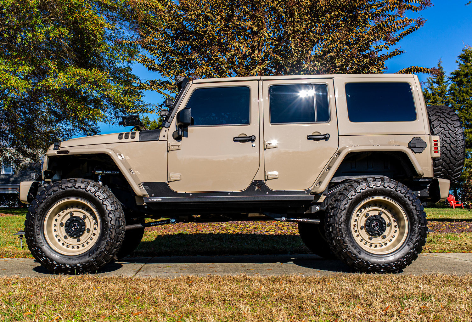 tan jeep.jpg