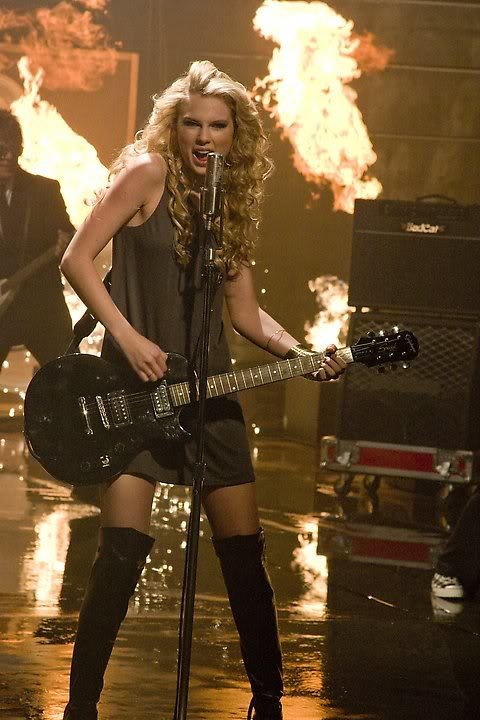 taylorswift_picturetoburn1_v_p_7f05e1c542242917dfabfd51f8982139cf1d587d.jpg