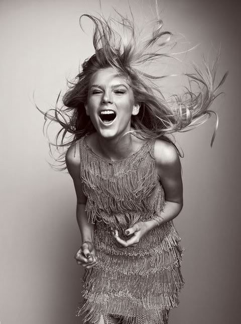 taylorswift_rsphotoshoot1_v_p_25166e49e0e85e40e2f5b6dd2f7cf2e2b8df64ac.jpg