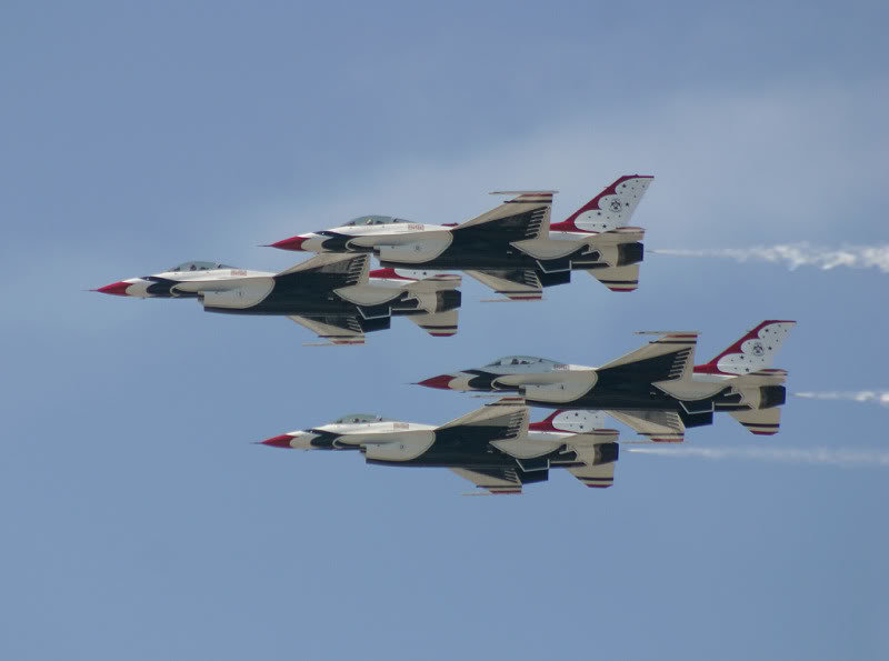 Tbird4_5f3f5c97ff0a4db470fe90cee7c7b693ccbf66f7.jpg