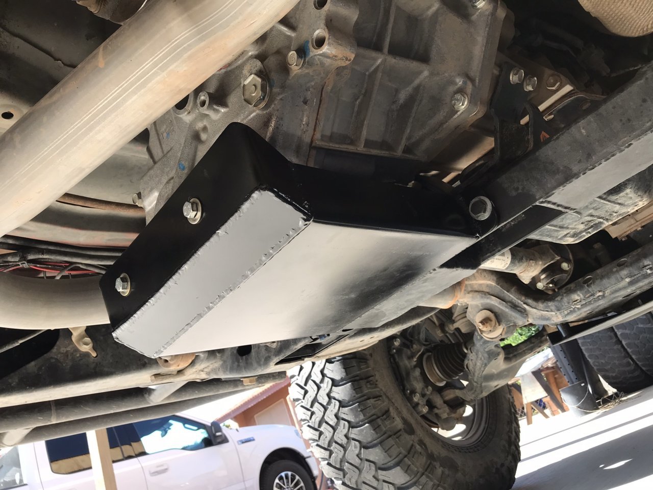 tcase skid plate.jpg