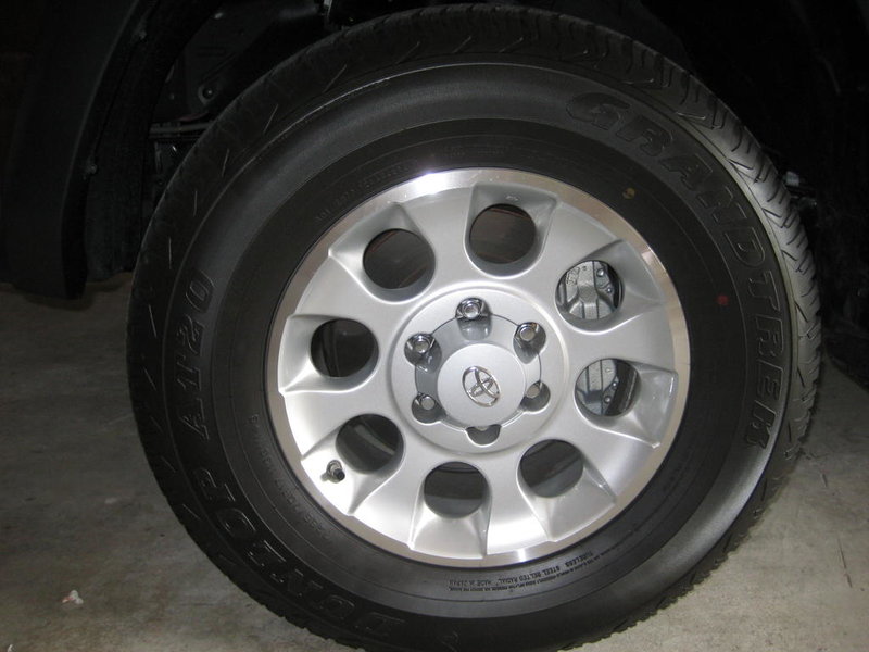 TE wheel and tire.jpg