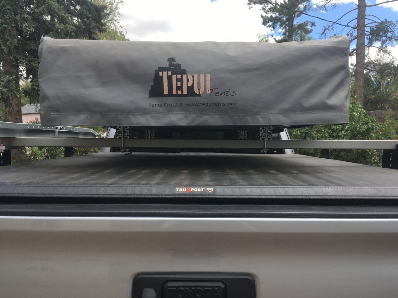 tent risers 1.jpg