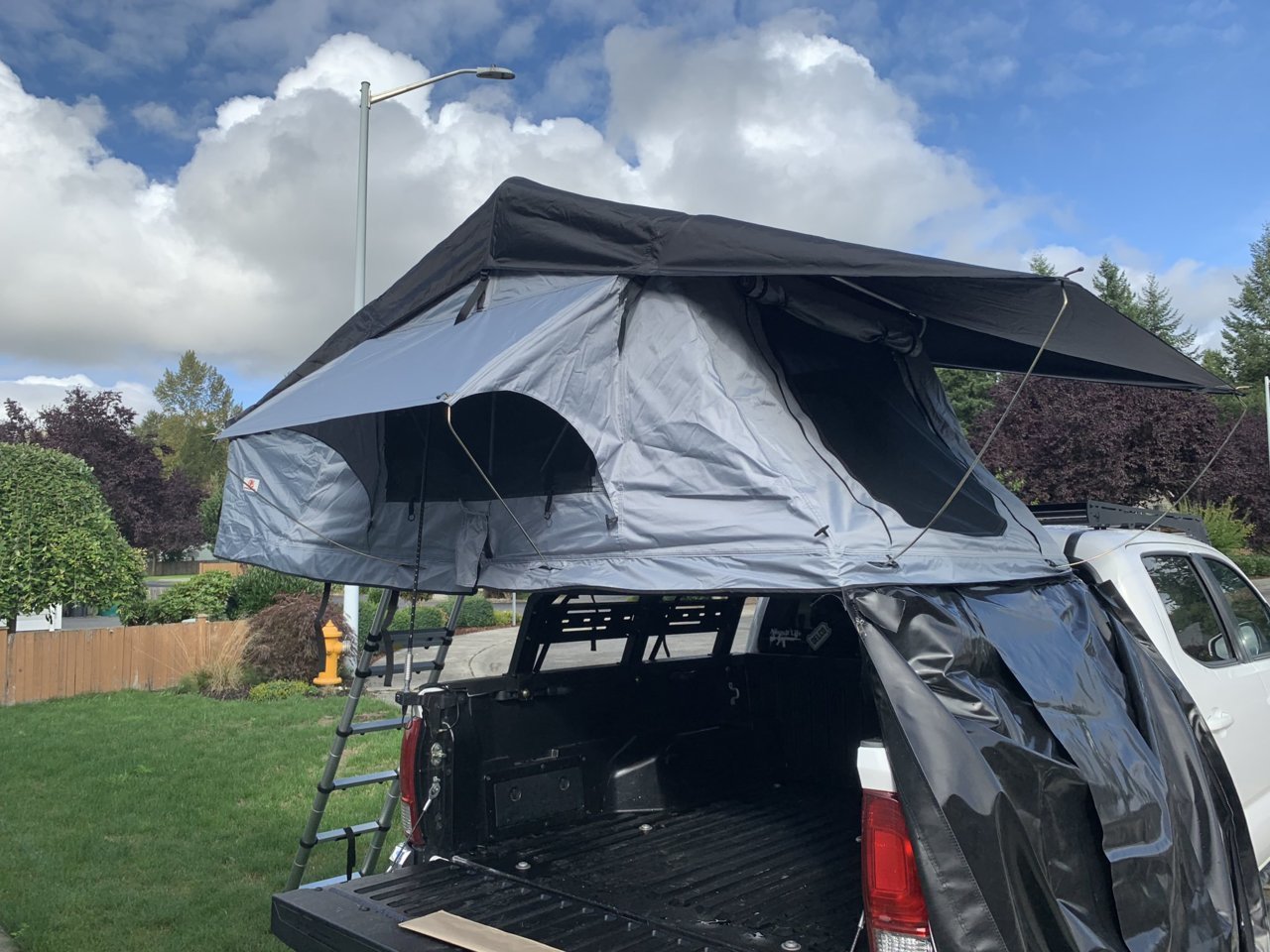 tent2.jpg