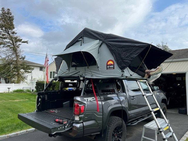 TENT_002.jpg