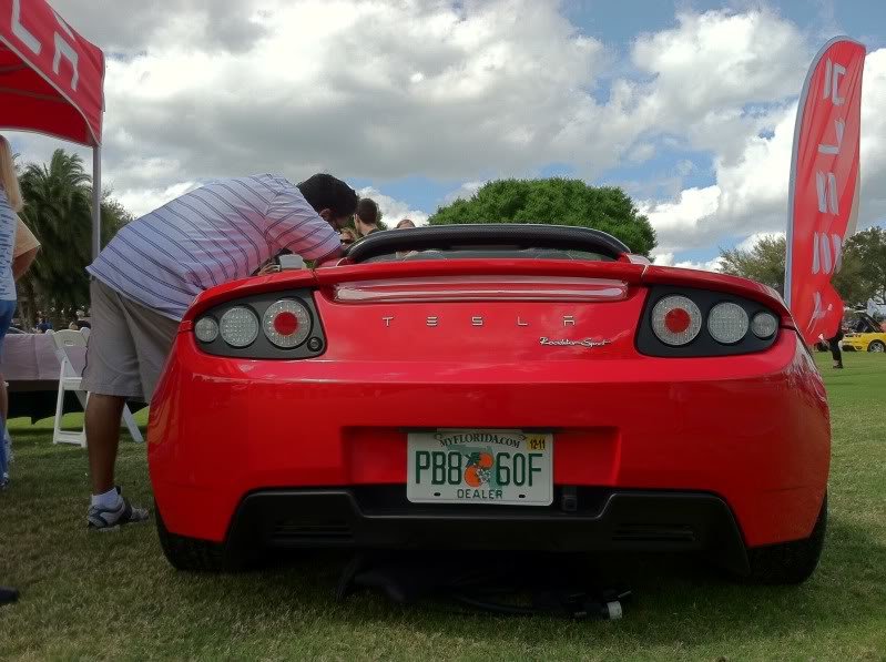 Tesla1_49a9081e8b5b625ac98165656eb4d82a92458eb0.jpg