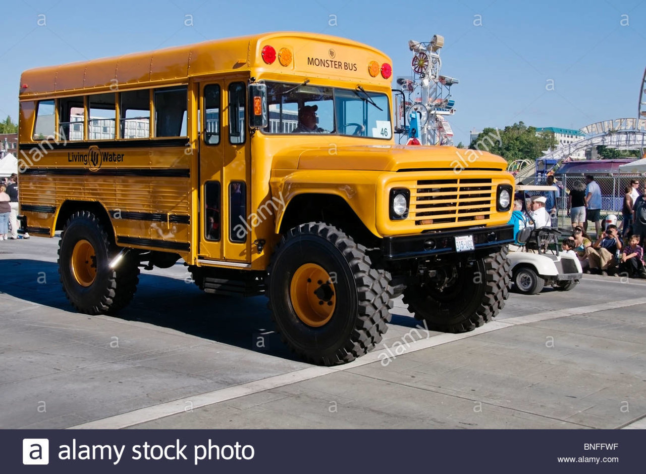the-church-of-living-waters-monster-school-bus-rolls-down-the-street-BNFFWF.jpg