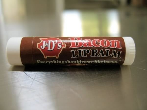the-most-wtf-bacon-products_nho-d_9_3a5a9b9d6abd667401efaa90985e35909f0f2a3a.jpg