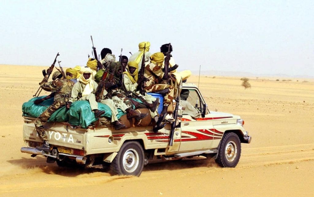 the-toyota-pickup-truck-is-so-dependable-a-war-was-named-after-it-104487_1-min-1024x642.jpg