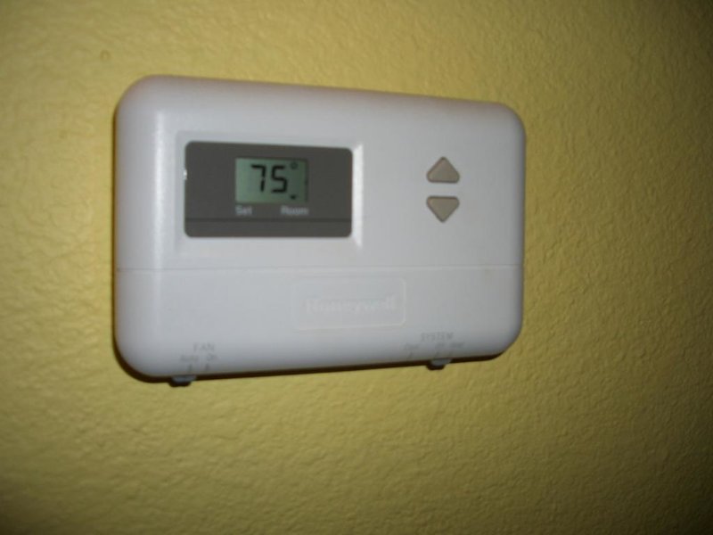 thermostat 018.jpg