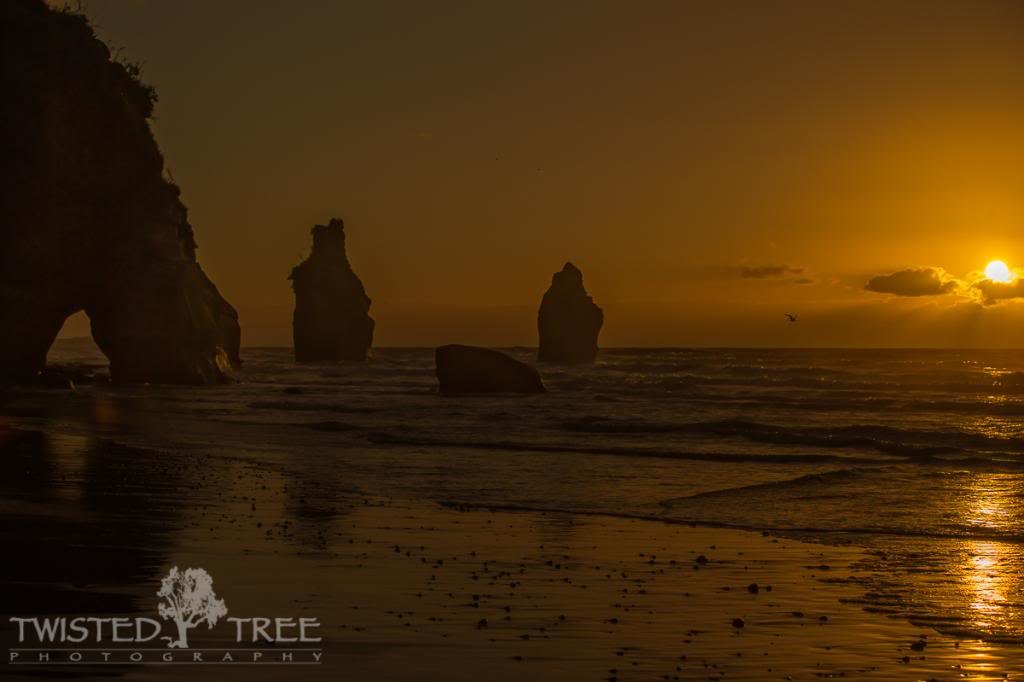 ThreeSisters-1-10-14-1-6_zps2d44352b_8978af7ba3beff42f3a7d5e629802515b2ef6b31.jpg