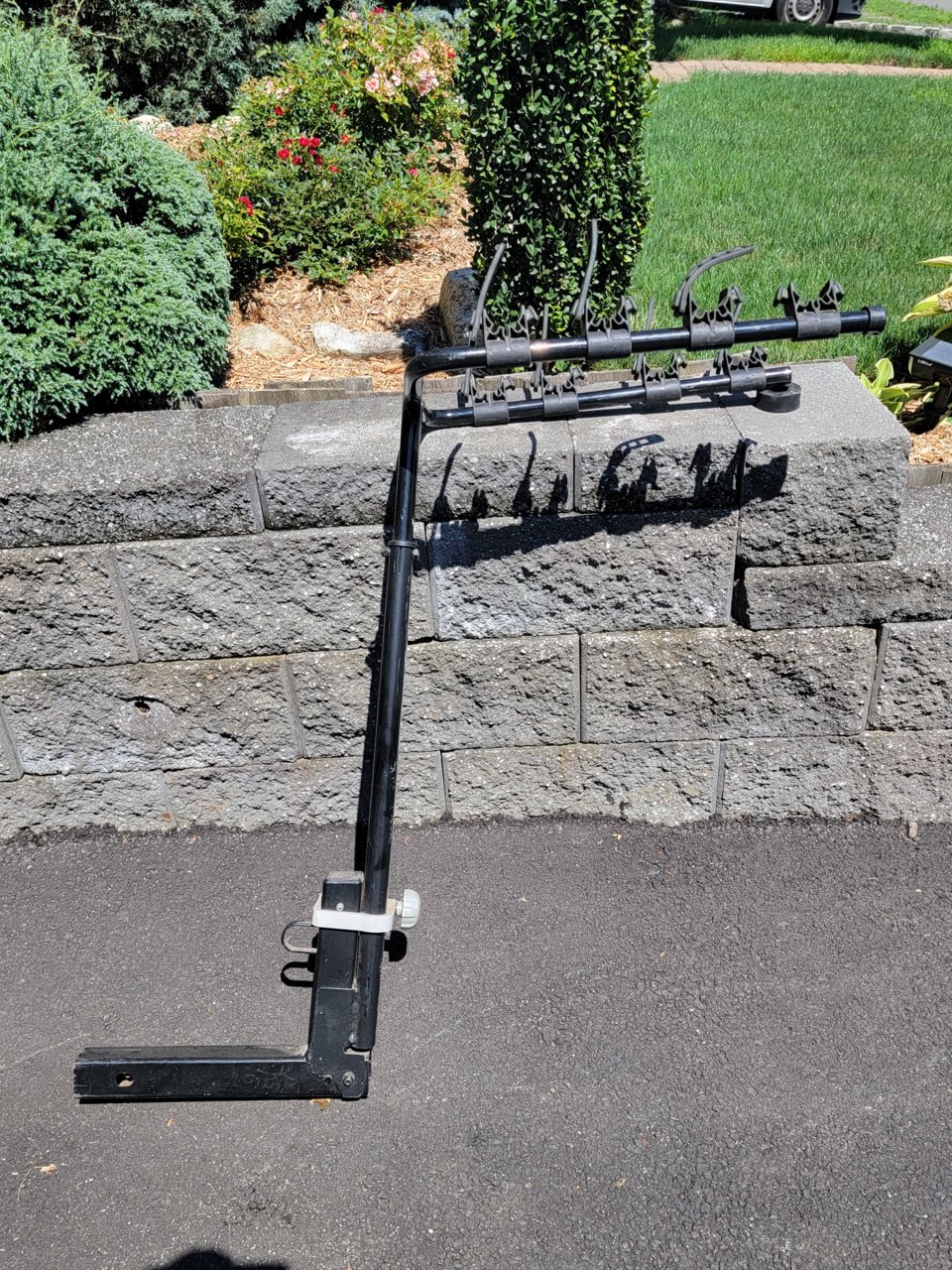 Thule B.jpg