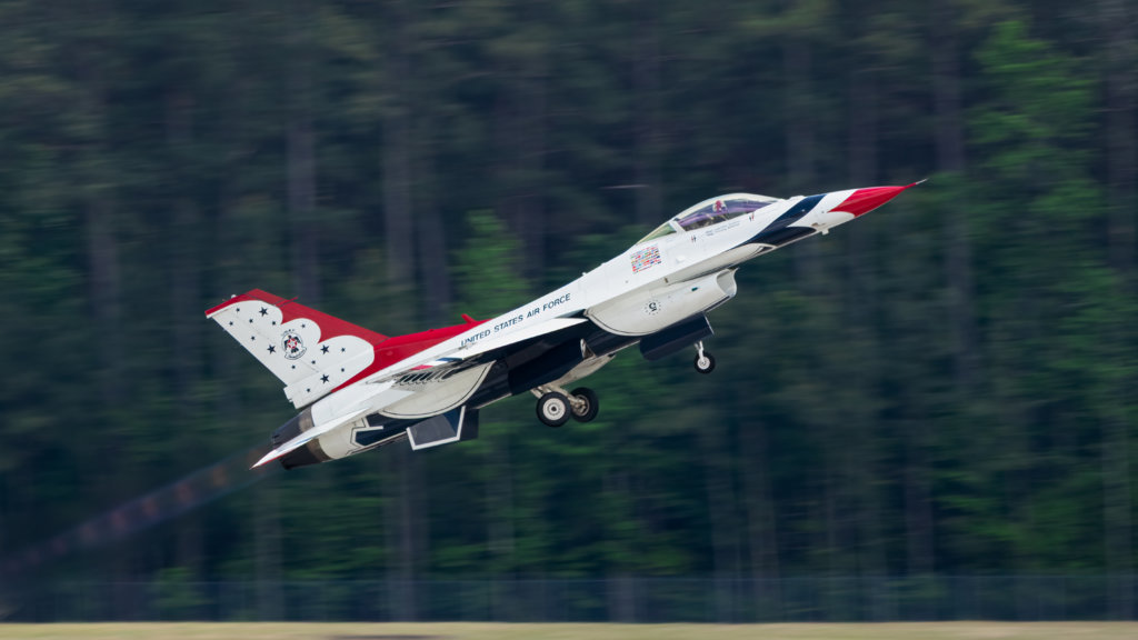 Thunderbirds 1-2.jpg