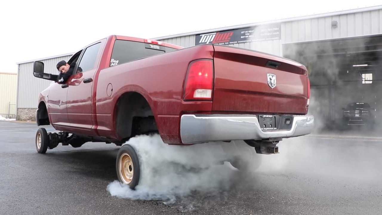 Tiny-Wheels-On-Big-Truck-Dodge-Ram-Motor-1-Dot-Com.jpg