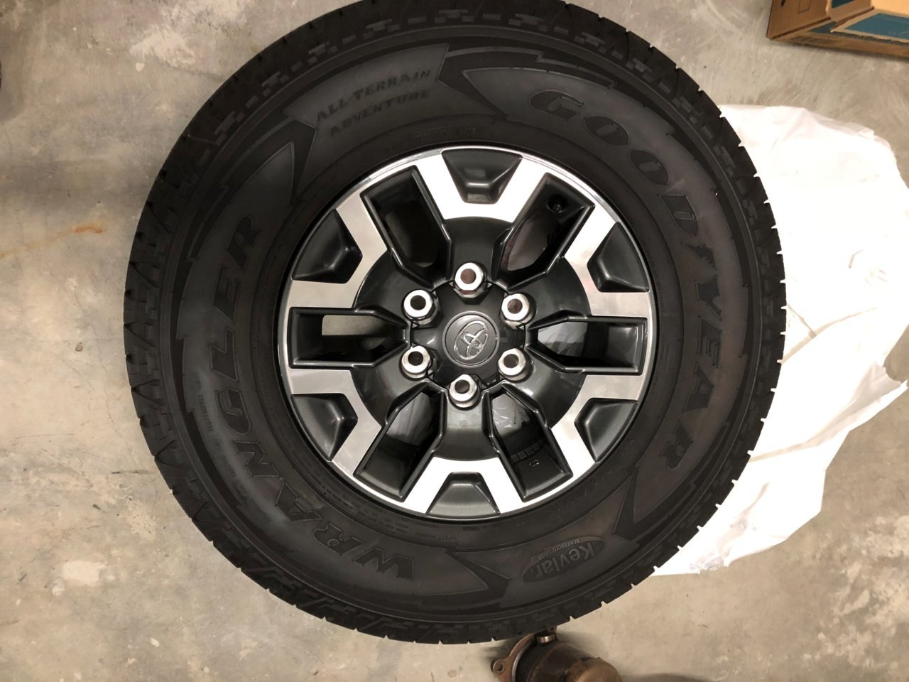 Tire 1.jpg