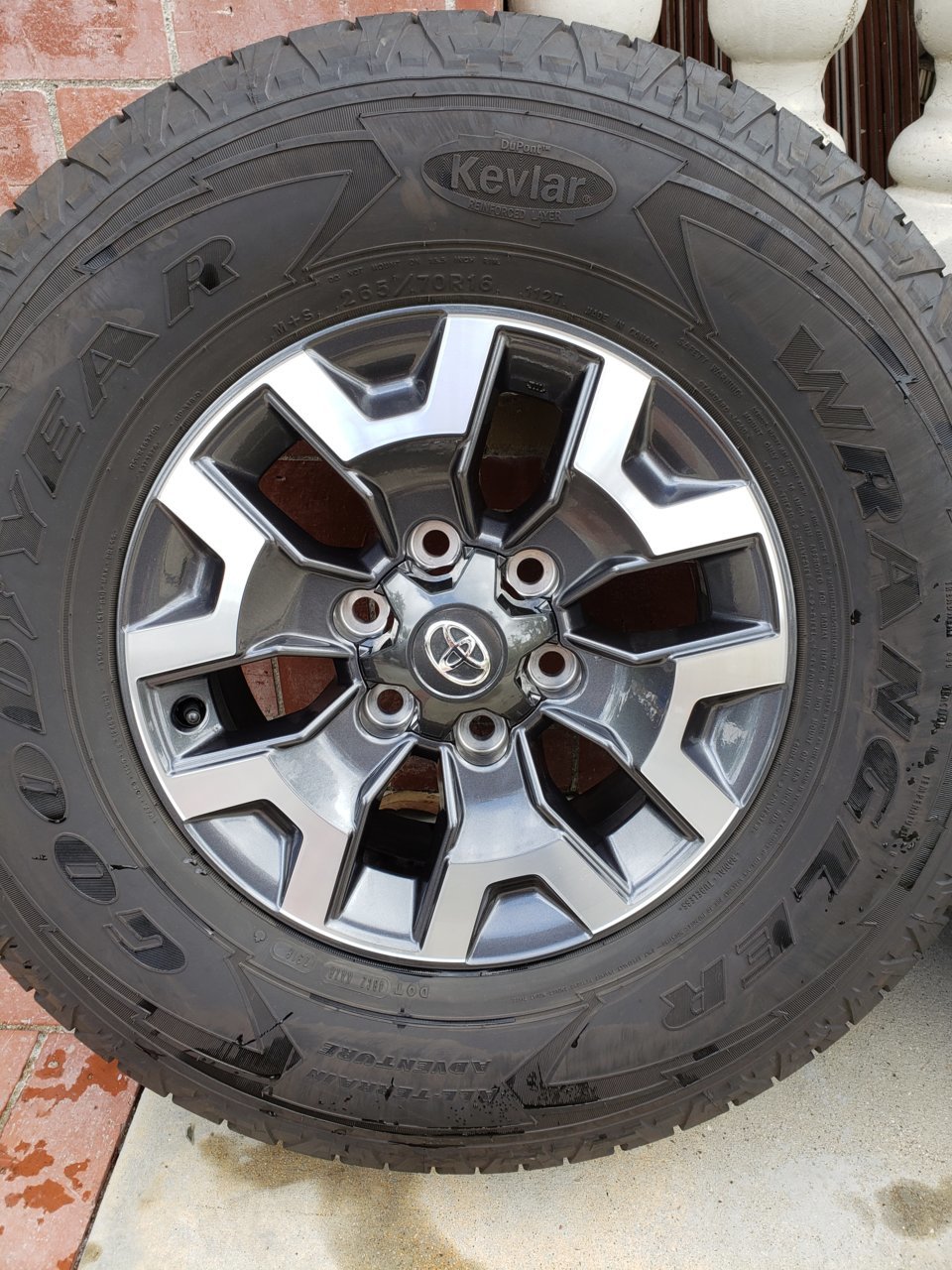 Tire 1.jpg